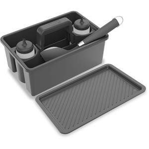 Weber Aufbewahrungskorb, 2-teilig, mit Grillutensilien und Saucenflaschen.