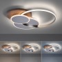 Moderne LED-Deckenleuchte Palma mit Holzdekor und silberfarbenen Ringen, Lichtfarbe per Fernbedienung einstellbar.