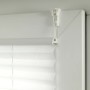 Gardinia EasyFix Plissee Greta, 50x130 cm, mintgrün, am Fensterrahmen befestigt.