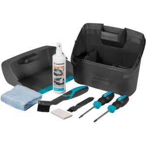 Gardena Wartungs- und Reinigungs-Set für Mähroboter mit Bürsten, Schraubendrehern, Tuch, Spray und Box.