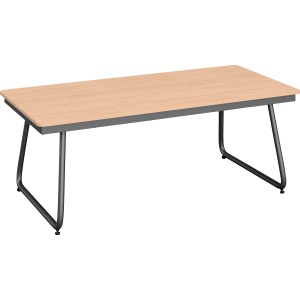 Beistelltisch der Loungegruppe Woodcliff mit Eukalyptusholz-Tischplatte und schwarzem Aluminiumgestell.