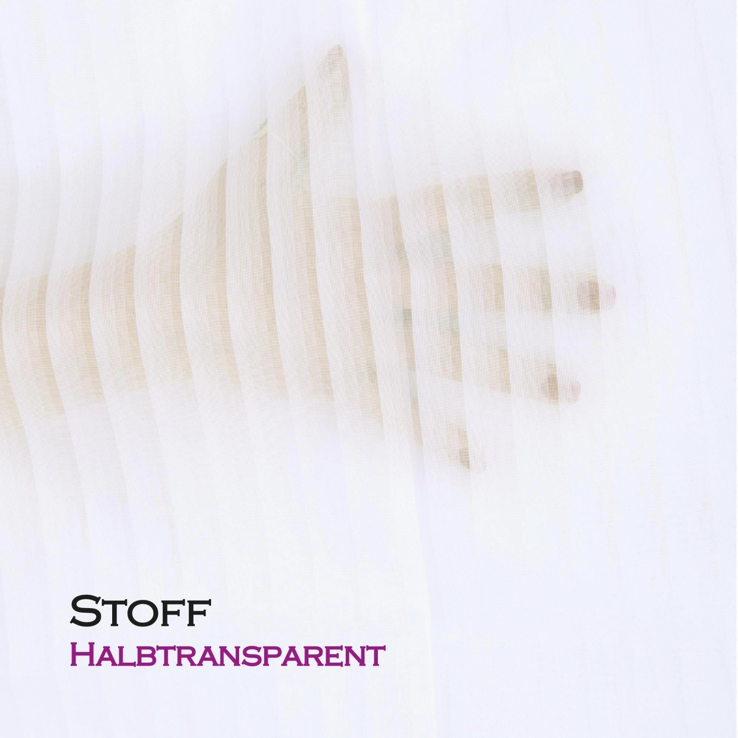 Weiße, halbtransparente Gardine Lisa mit Schlaufen, 135x245 cm, ideal für Wohnzimmer.