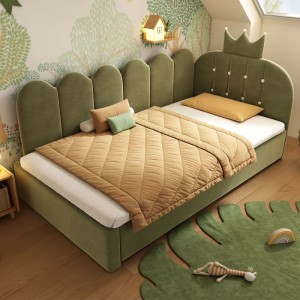 Grünes Merax Samt Kinderbett 90x200 cm mit L-förmigem Kopfteil, Kronen-Design und Ausziehbett.