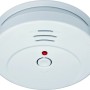 Fotooptischer Rauchmelder von Elro, weiß, mit roter LED und Testknopf für Brandschutz.