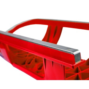 Detailaufnahme: Roter Kinderschlitten Bob Bullet mit Metallkufen.