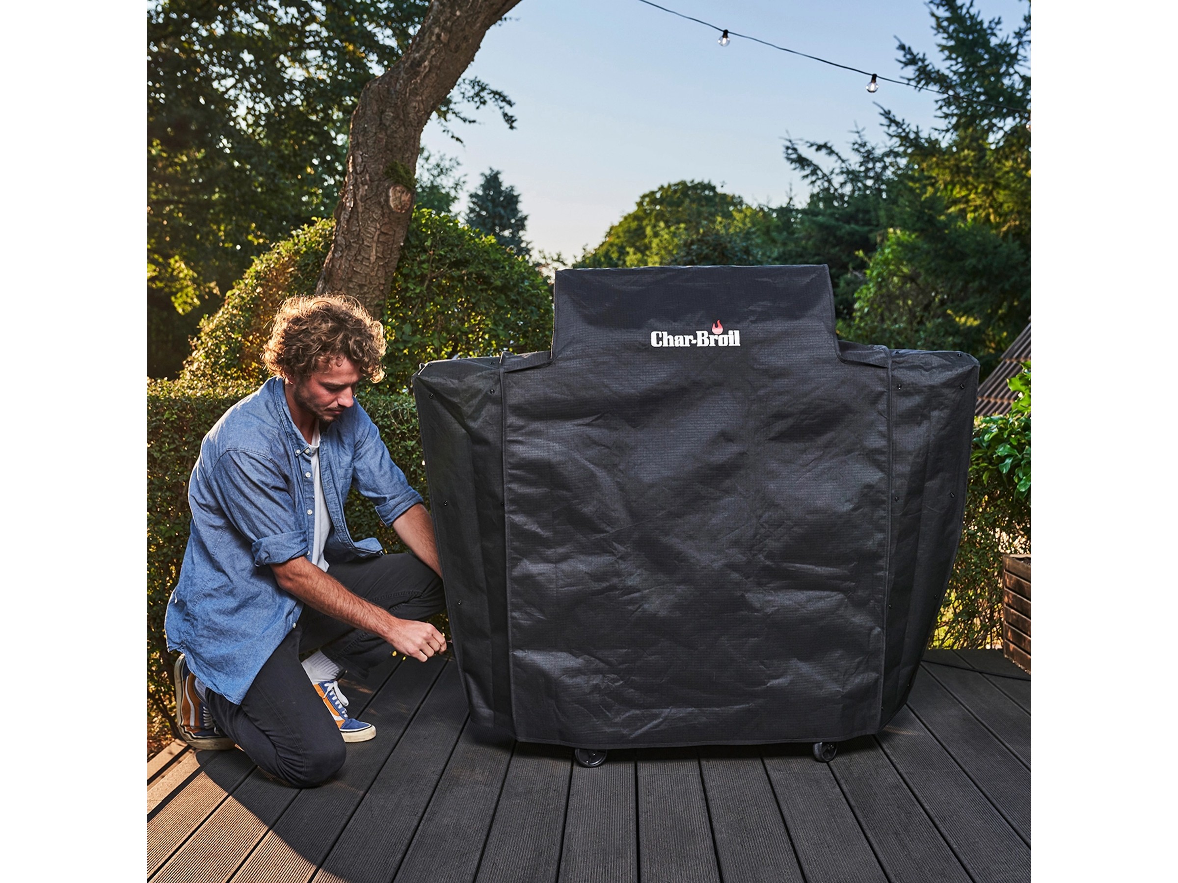 Monument Grills 54 Zoll Grillabdeckung – Wasserabweisend, Reißfest, Für 4-Brenner Grills