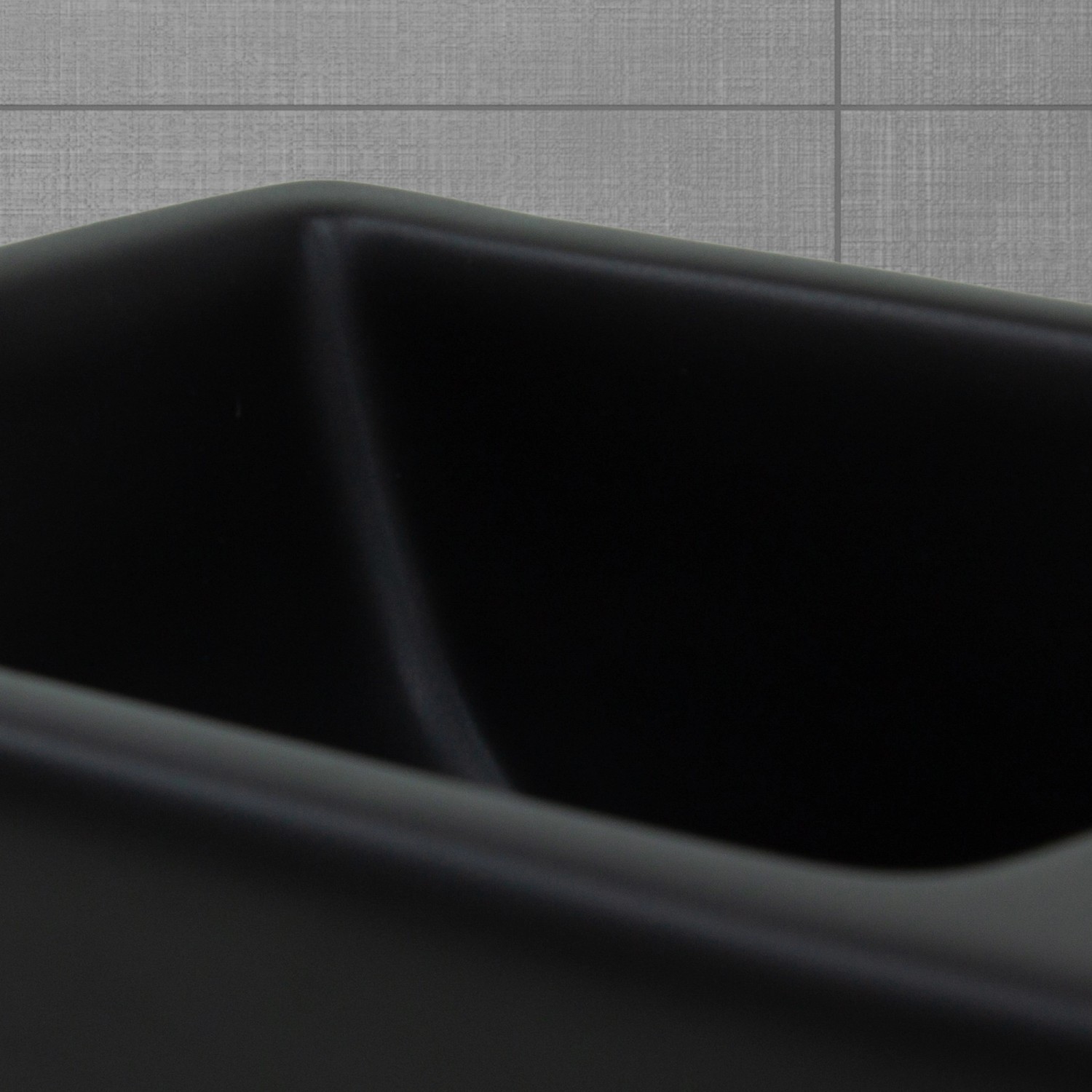 Detailaufnahme: ML-Design Handwaschbecken, Keramik, Schwarz Matt, inkl. Ablaufgarnitur.