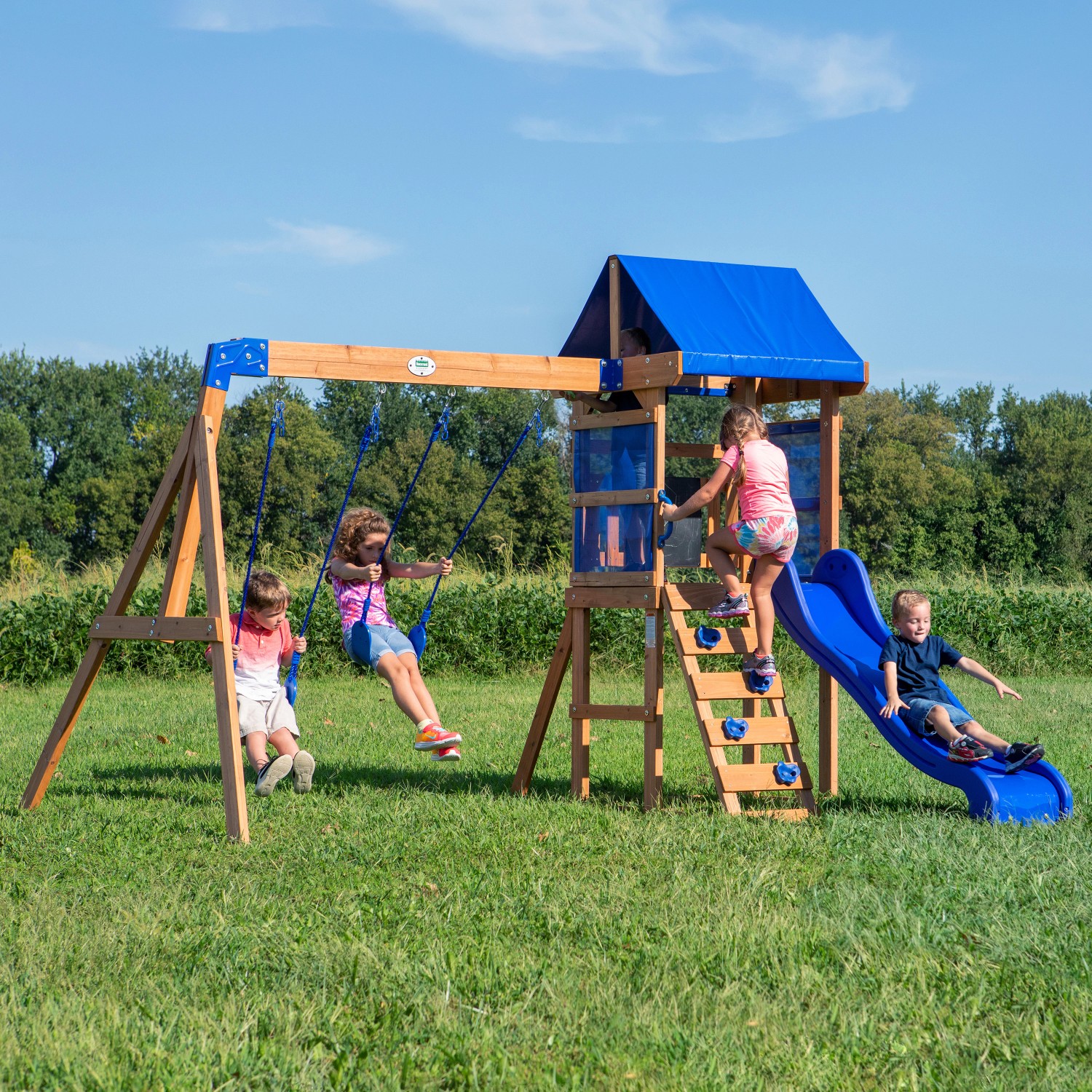 Backyard Discovery Aurora Spielturm m. Schaukeln und Rutsche günstig online kaufen