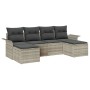 Hellgraues 6-teiliges Garten-Sofa-Set aus Poly Rattan mit grauen Kissen.