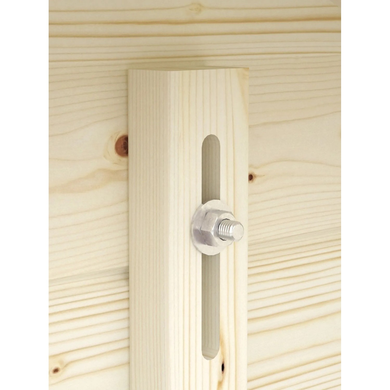 Detailaufnahme: Holz-Gartenhaus Palmako Ella, unbehandelt, mit Schraube und Langloch.