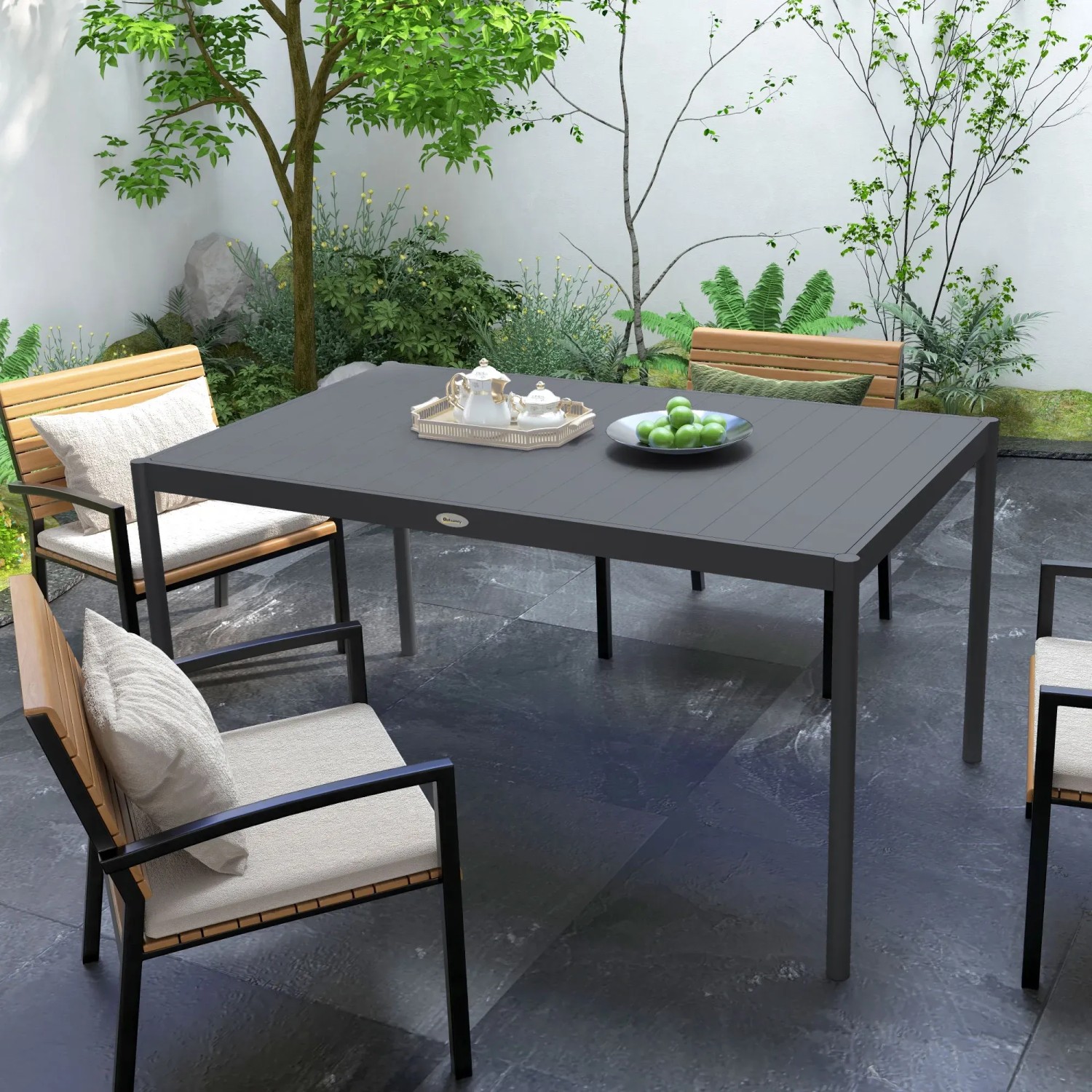 Outsunny Gartentisch mit Lamellendesign für 6 Personen, pflegeleicht und aus Aluminium.