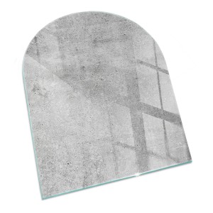 Graue Halbkreis Glasplatte mit Rohbetonstruktur für Kaminöfen, 80x70 cm. Robuster Bodenschutz aus gehärtetem Glas.