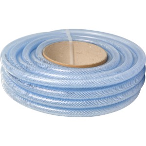 Aufgerollter, transparenter Fitt Gewebeschlauch (Ø 12,5 mm) als Meterware für Garten und Werkstatt.