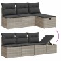 Hellgraue 8-tlg. Garten-Sofagarnitur aus Polyrattan mit Kissen, bestehend aus Sofaelementen, Tisch und Hocker mit Stauraum.