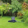 LUX Viereckregner im Einsatz: Bewässerung für Rasen und Garten.