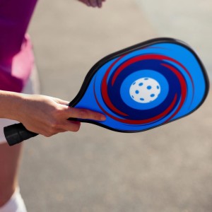 Relaxdays Pickleball Set 4 Schläger 8 Bälle Pappelholz Thermoplast Mehrfarbig