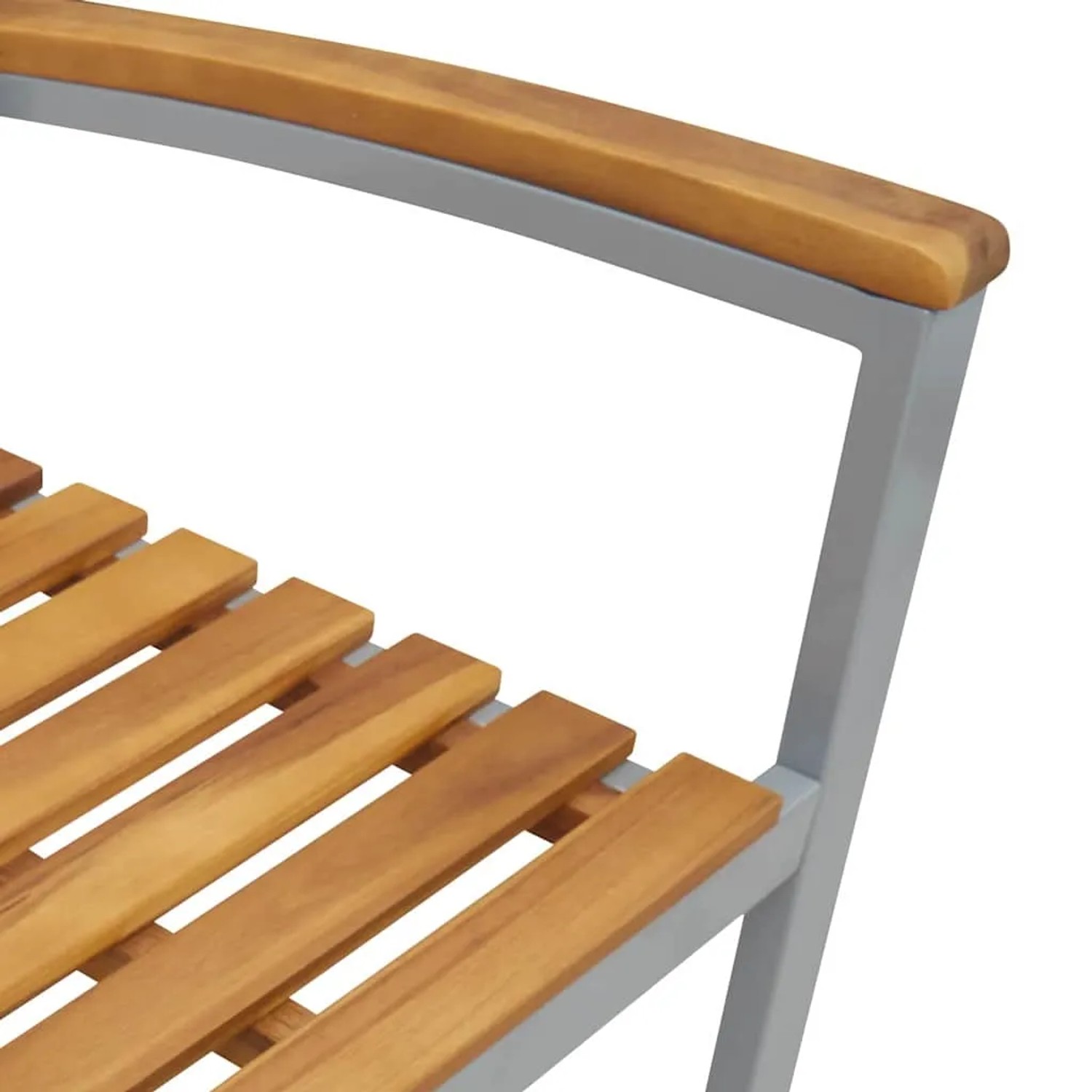 Detailansicht: Garten Essgruppe aus Akazienholz, grau/braun. Stuhl mit Armlehne.