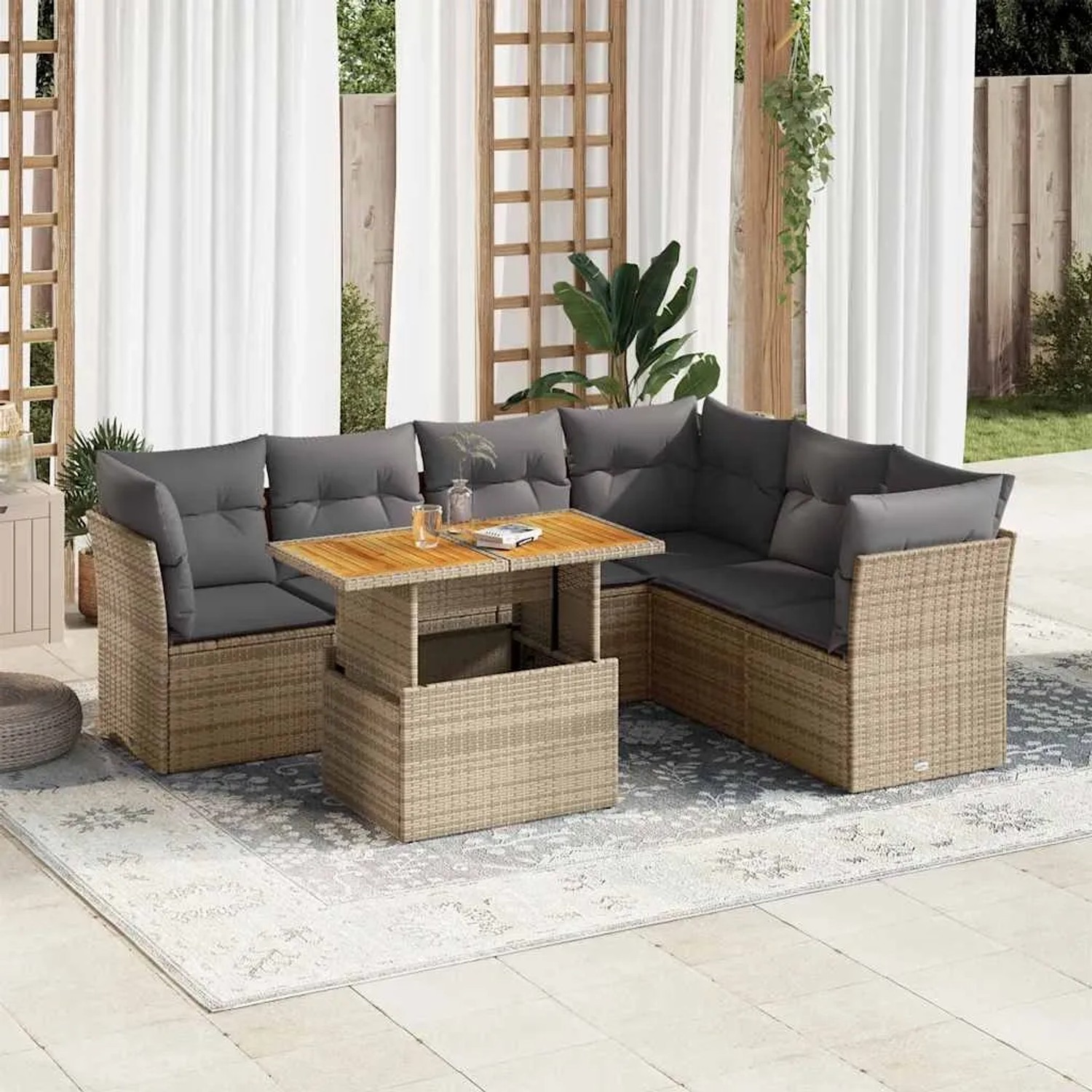 Beige 7-tlg. vidaXL Garten-Sofagarnitur aus Rattan mit Tisch und grauen Kissen.