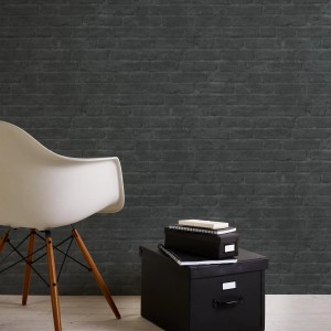 Anthrazitfarbene Bricoflor Vliestapete in Steinoptik im Industrial Look für Wohnzimmer und Küche.