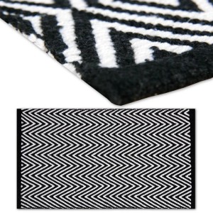 ProHome Teppich Black & White mit Zickzackmuster, 120x180 cm. Fußmatte mit modernem Design.