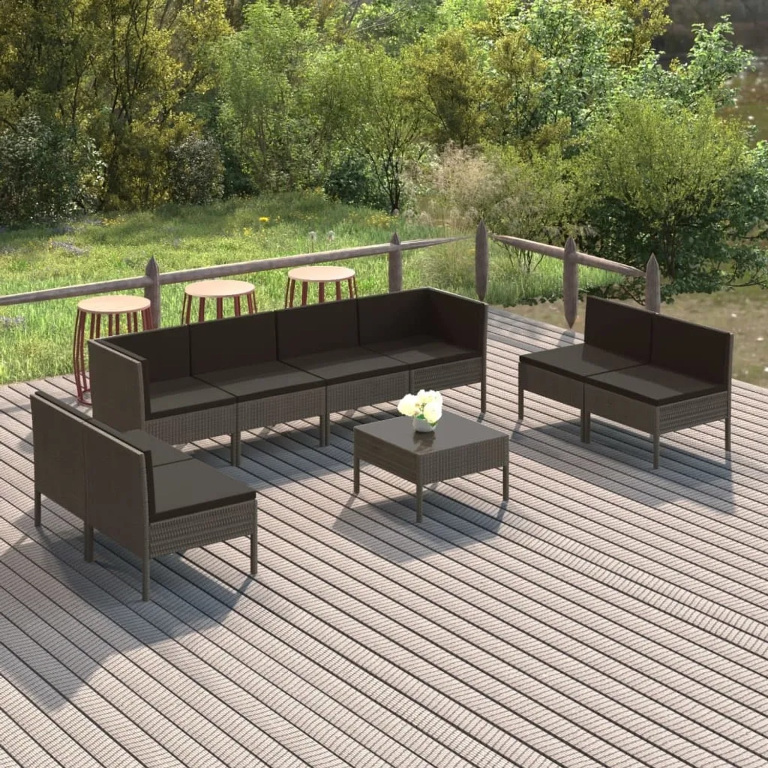 Graues 9-tlg. Garten Lounge Set aus Rattan mit Auflagen. Gartenmöbel für Terrasse und Garten.