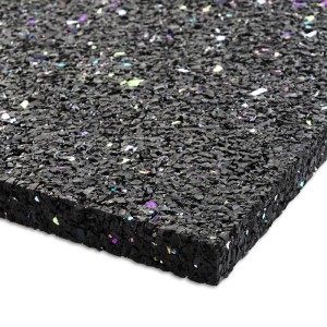 Schwarze KARAT Antivibrationsmatte/Schallschutzmatte aus Gummigranulat, 1 cm stark.