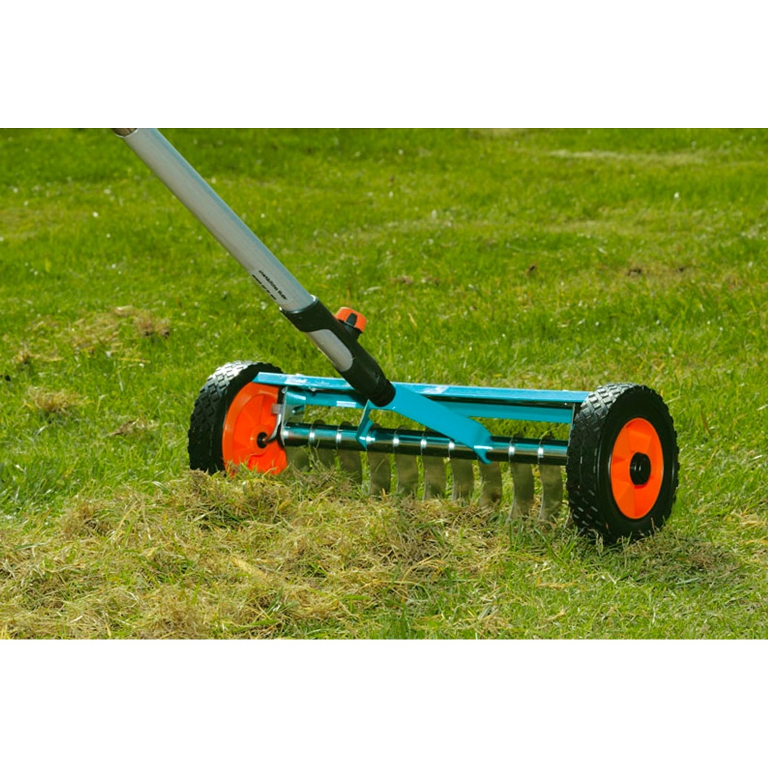 Gardena combisystemVertikutierBoy 32 cm Arbeitsbreite kaufen bei OBI