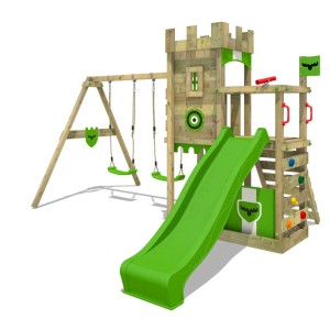 Fatmoose Spielturm BoldBaron mit Rutsche in Apfelgrün, mit Schaukel, Kletterwand und Sandkasten.