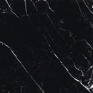 Schwarze, matte Feinsteinzeug Bodenfliese Nero mit Marmor Optik, 60x60 cm.