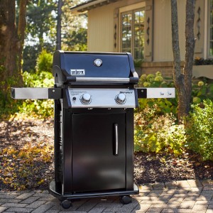 Weber Spirit E-215 GBS Gasgrill, 2 Brenner, schwarz, mit GBS Grillrost und Edelstahl-Ablagen.