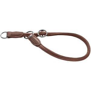 Braune Hunter Dressurhalsung Round & Soft Gr. L aus Leder mit silberfarbenen Ringen.