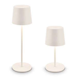 Zwei Brilo Akku-LED-Tischleuchten Bota in Altweiß, Ø 11 cm. Dimmbare Lampen für Innen und Außen.