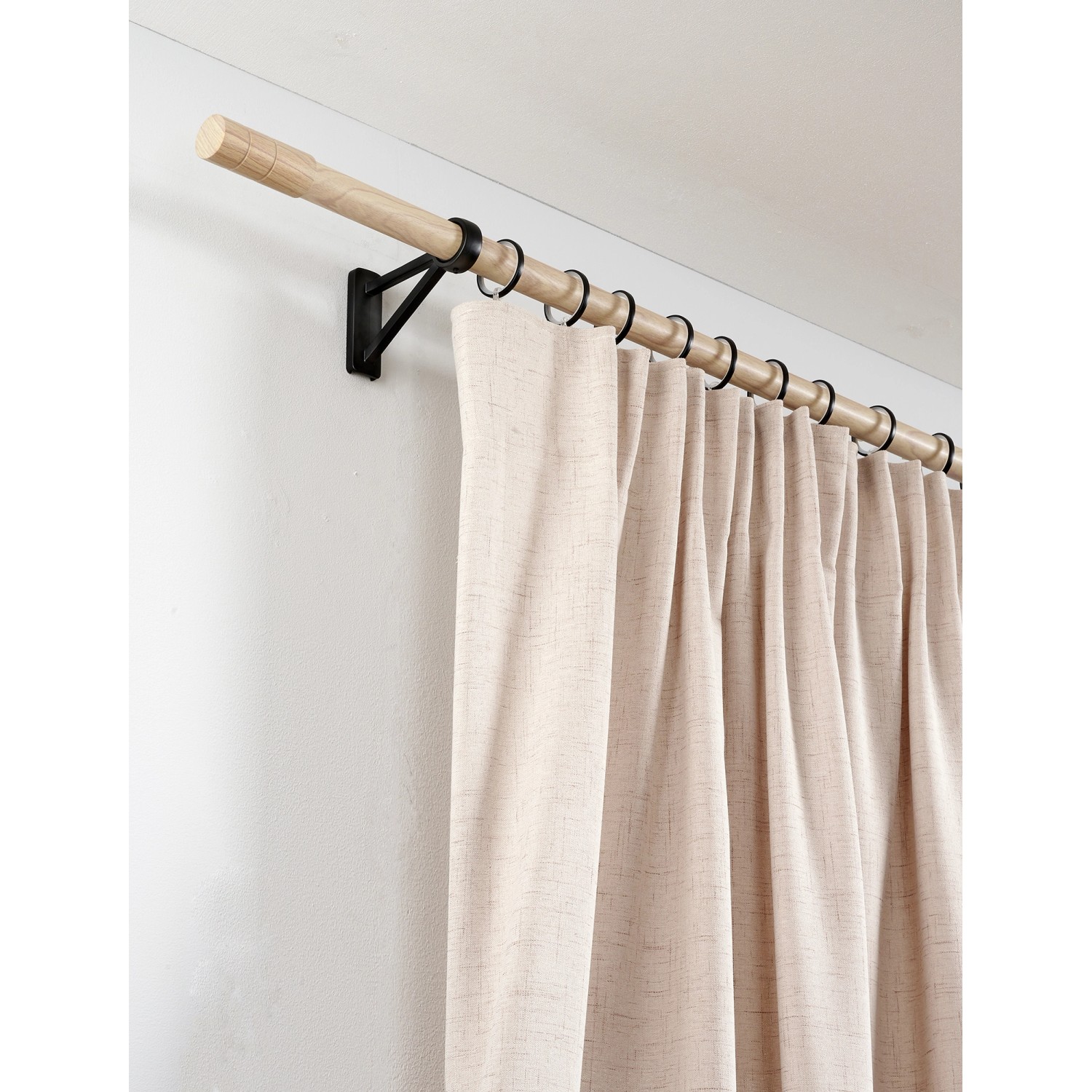 Gardinia Gardinenringe Denver, 10er-Set, schwarz matt, für 25 mm Stangen. Gardinenstange mit Vorhang.