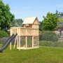 Karibu Spielhaus Frieda mit Rutsche, Anbauplattform und Kletterwand im Garten.