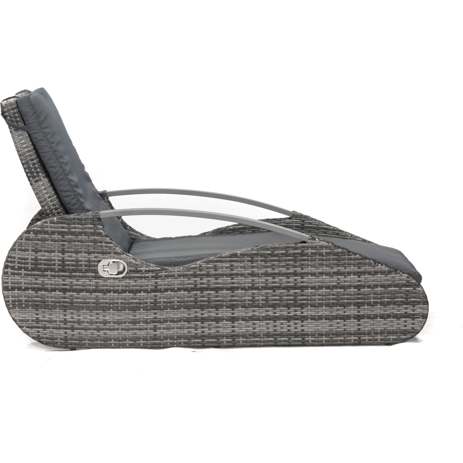 Schilfgraue Garden Pleasure Lounger Alassio aus Rattan mit grauen Polstern.