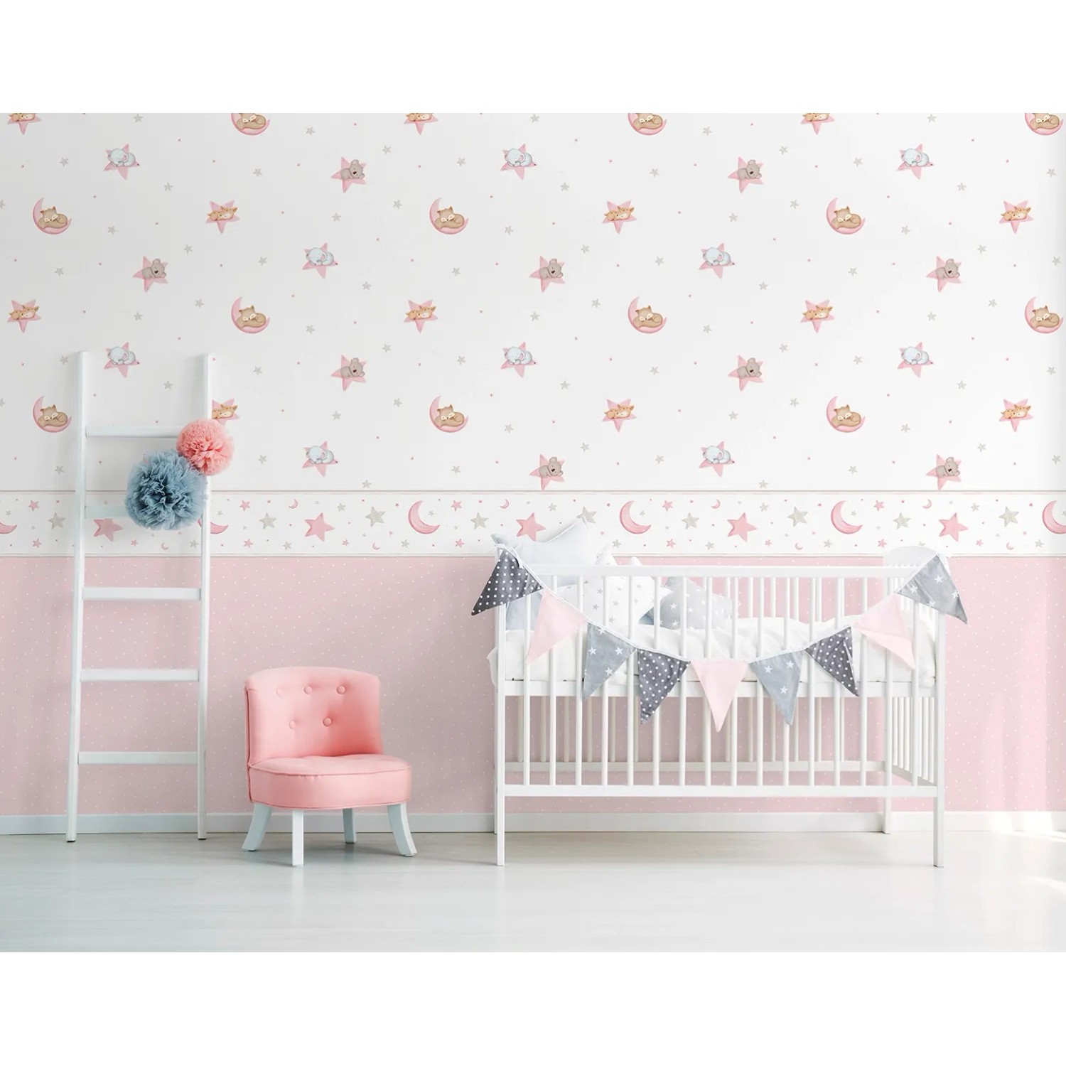 Dekorative Tapete für Kinderzimmer: Rosa-weiße Papiertapete mit Tiermotiven, Sternen und Monden.