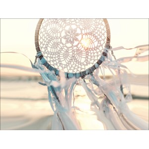 Pro Art Leinwandbild Traumfänger III, 120x90 cm, mit feinen Federn und Häkelmuster vor hellem Hintergrund.