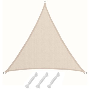 Beiges AMANKA Dreieck Sonnensegel 3x3x3m aus HDPE mit Seilen und D-Ringen.