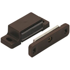 Hettich Magnetschnäpper, braun, mit beweglicher Gegenplatte, 4 kg Haftkraft für Möbelausstattung.