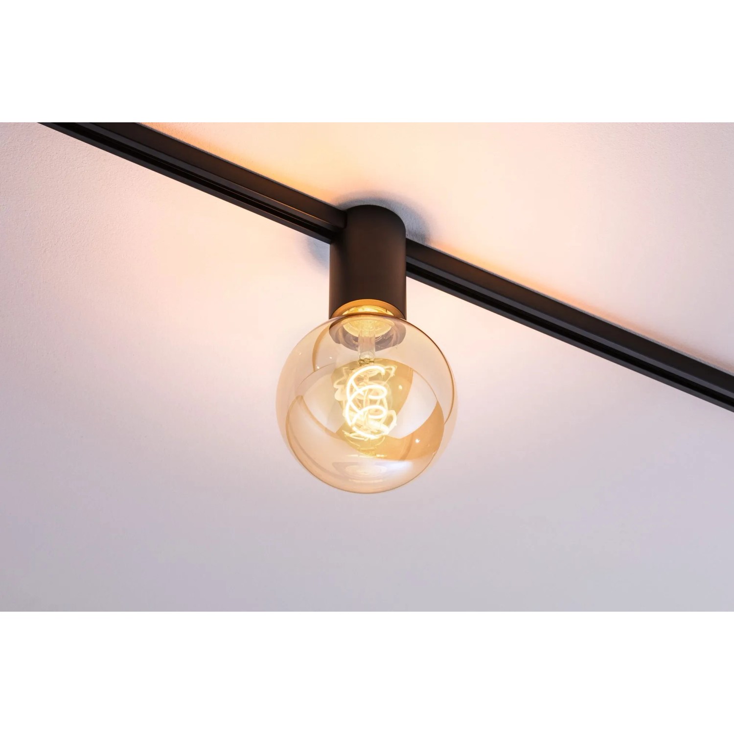 Schwarzer Paulmann URail Spot mit E27 Fassung an einem Schienensystem. Dimmbare Innenleuchte.