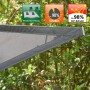 Graues AMANKA Polyester Sonnensegel, Ecke mit D-Ring und verstärktem Rand. Bietet 98% UV-Schutz und 90% Schatten.