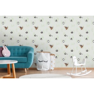 Kinderzimmer mit grüner Vliestapete mit Panda-Motiven. Dekorative Tapete mit Tieren.