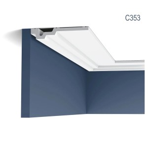 Weiße ORAC DECOR C353 LUXXUS Eckleiste als Deckenabschluss.