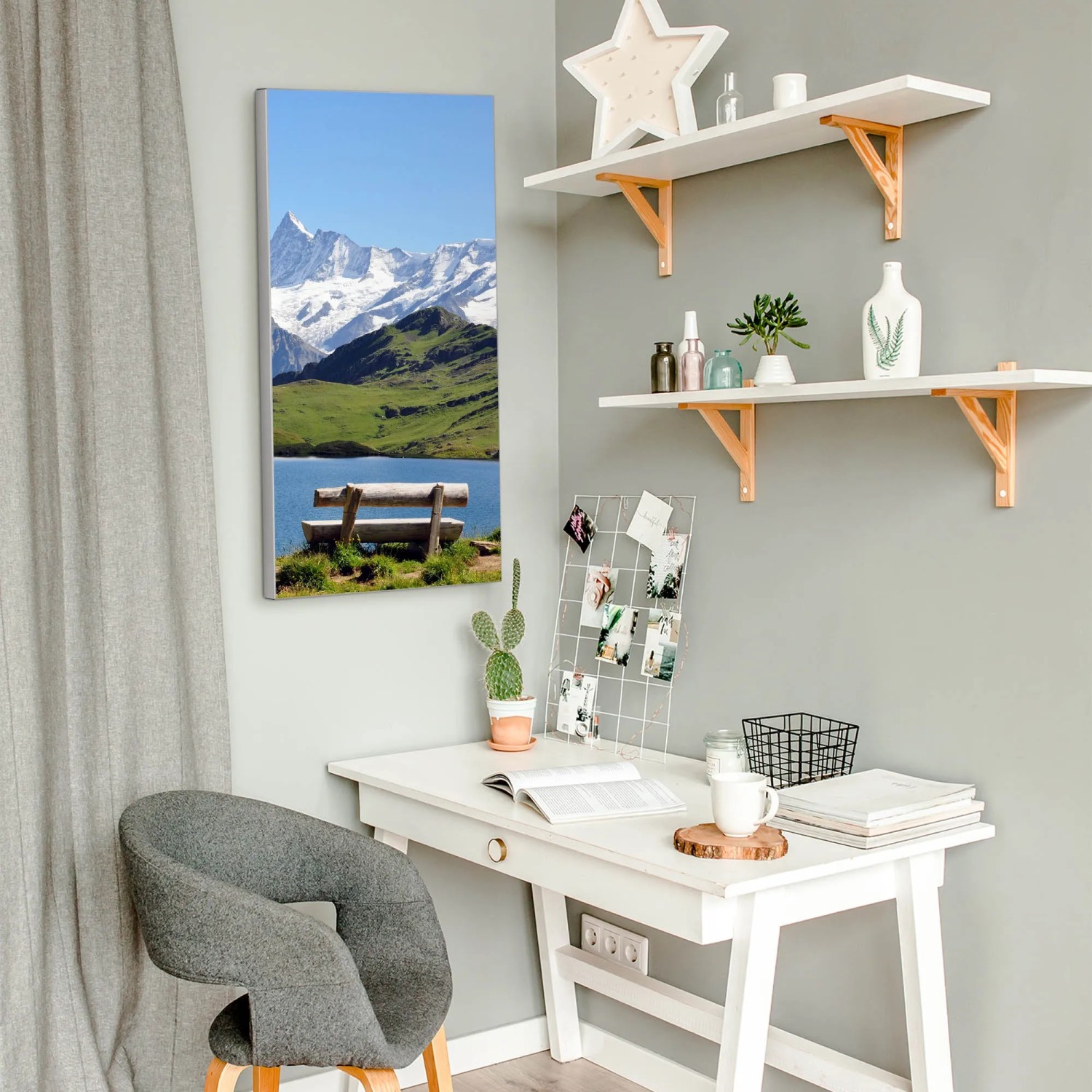 Magnettafel Alpenmotiv, 37x78cm, silberne Magnetwand für Notizen und Fotos.