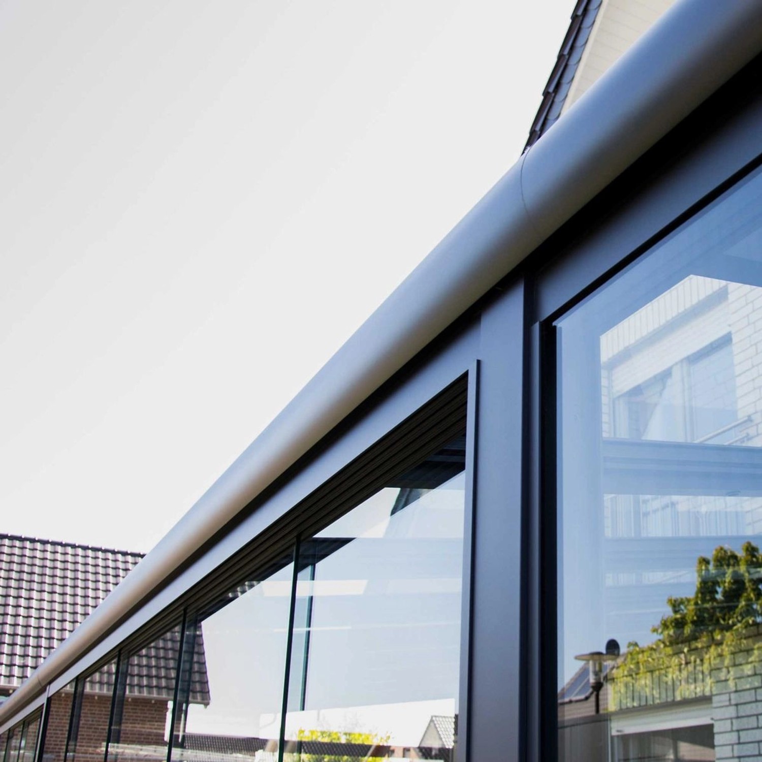 DreamGarden Glasschiebewand, 3-teilig, anthrazit. Schiebetüren aus Glas für Terrasse & Balkon.