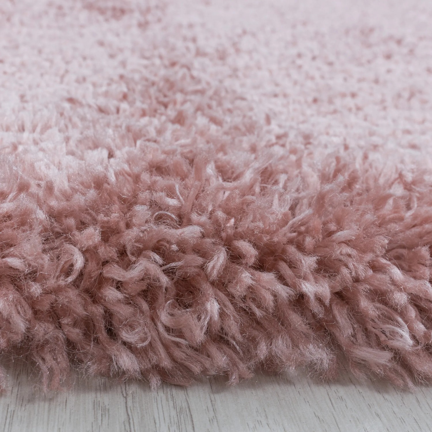 Detailansicht: Rosa Ayyildiz Hochflorteppich Fluffy, runder Shaggy Teppich mit langem Flor.