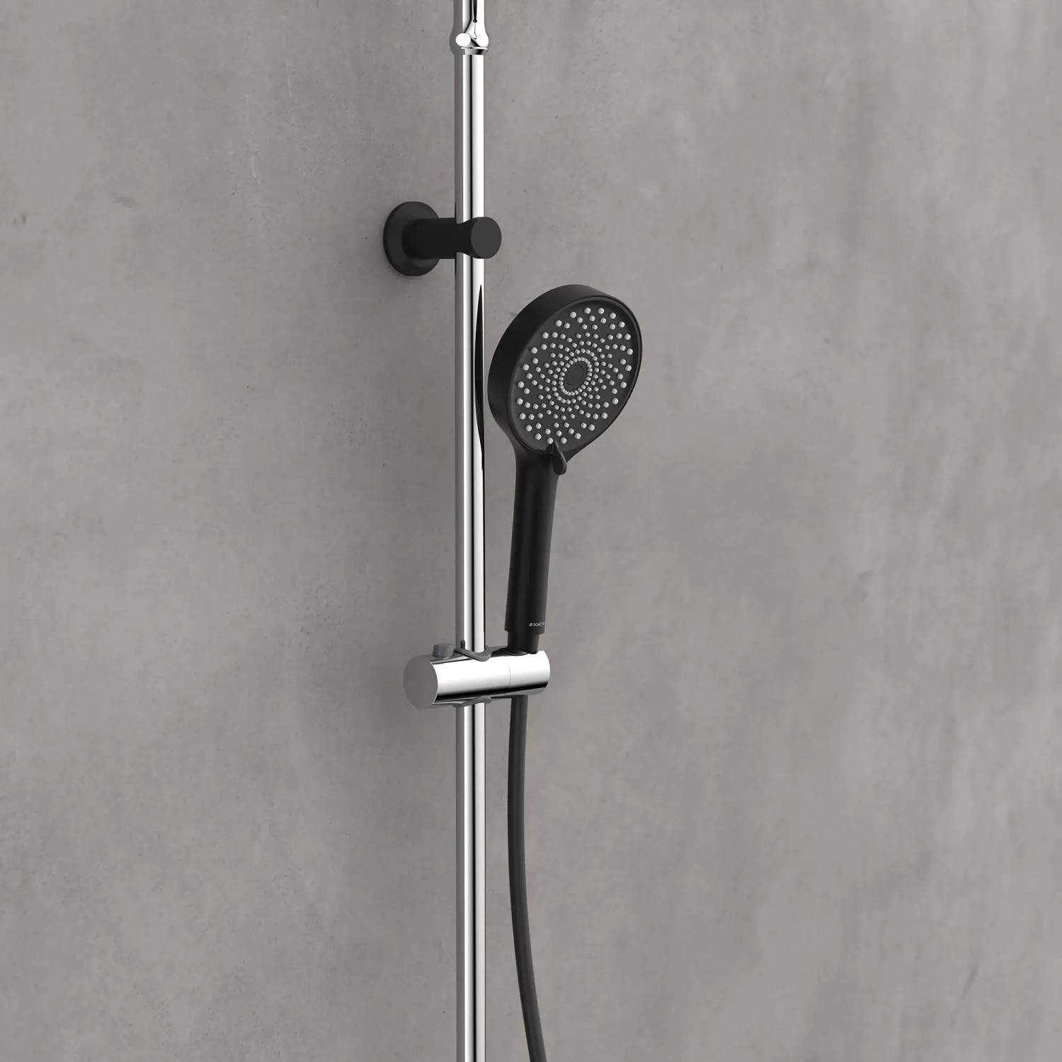 Schütte Matao Rain Brauseset in Chrom/Schwarz: Kopfbrause und Handbrause mit Antikalk-Noppen.