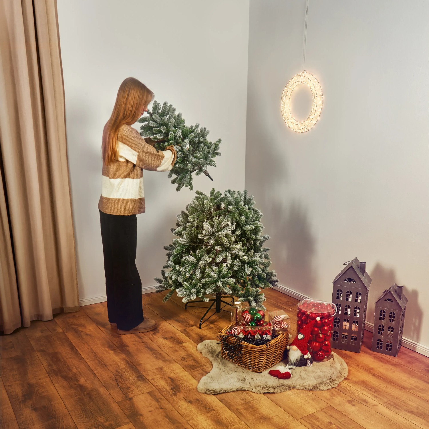 Künstlicher Weihnachtsbaum Blavand 120 cm mit Schnee kaufen bei OBI