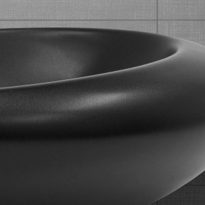 Detailaufnahme: ML-Design Waschbecken, Keramik, Schwarz Matt, Kieselstein-Form.