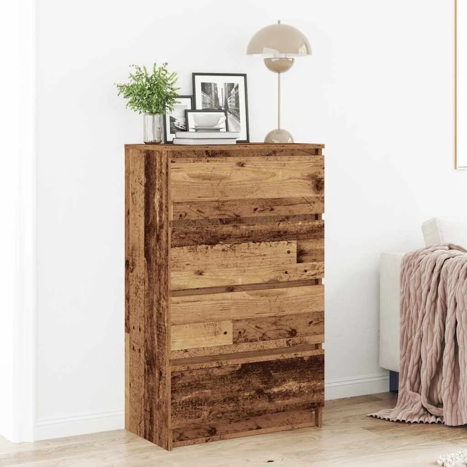 Sideboard in Altholz-Optik aus Holzwerkstoff mit 4 Schubladen. Praktisches Möbelstück.